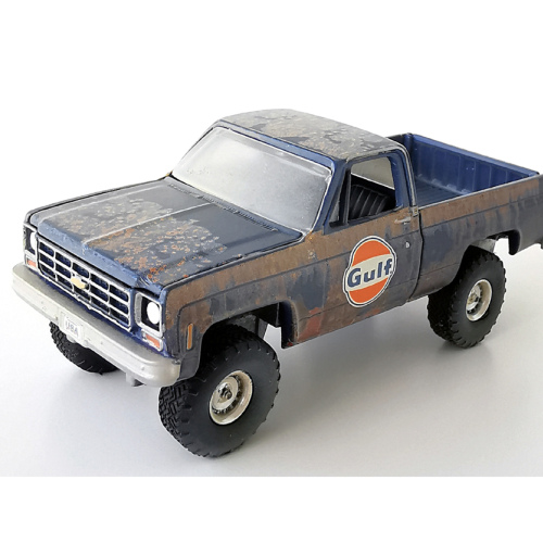 1978 Chevrolet K-10 4x4 Auto World Gulf Mörkblå (Dirty/Rusty)