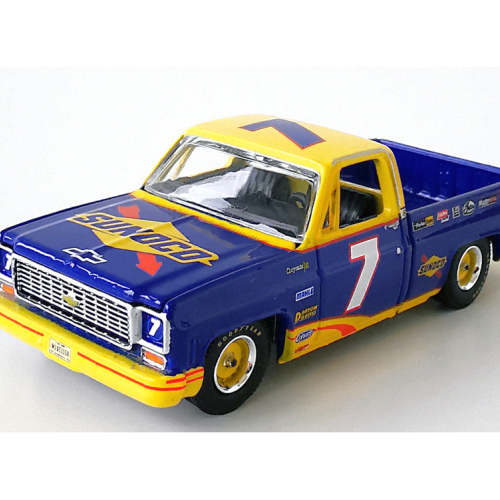 1973 Chevrolet C-10 Cheyenne Auto World Sunoco Mörkblå