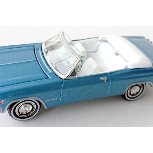1965 Chevrolet Impala SS Convertible Johnny Lightning Coelinblå poly
